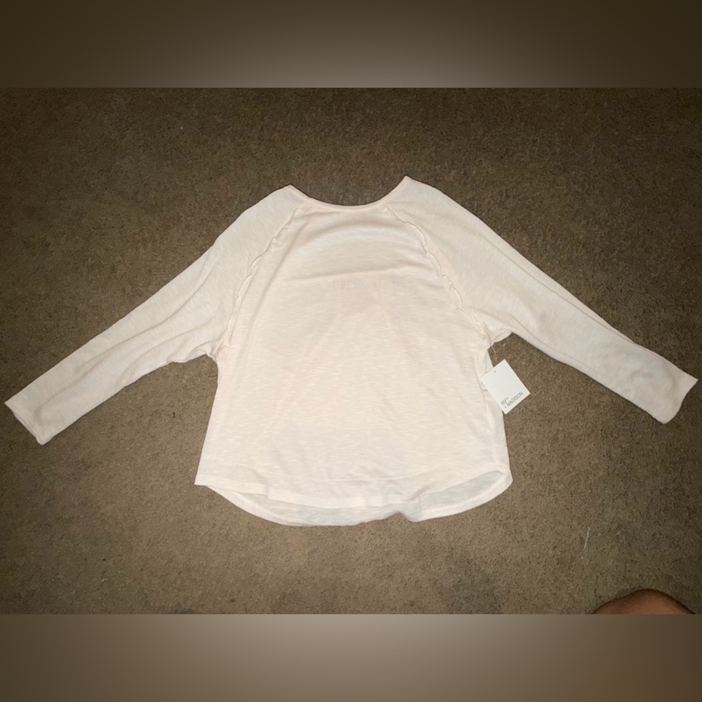 89th & Madison Cream Long Sleeve Top